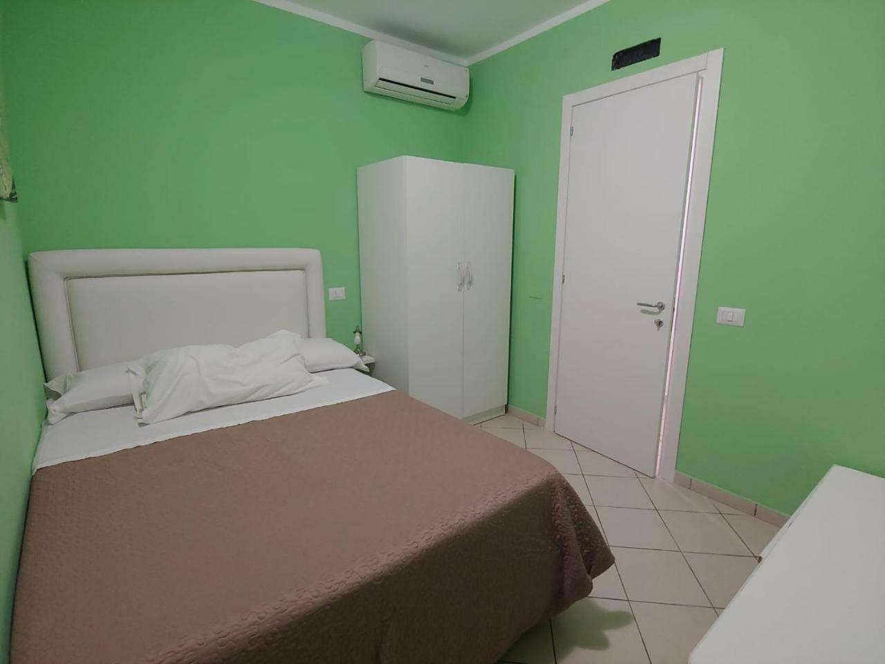 Sorrento Relais Basement Hotel Exterior photo